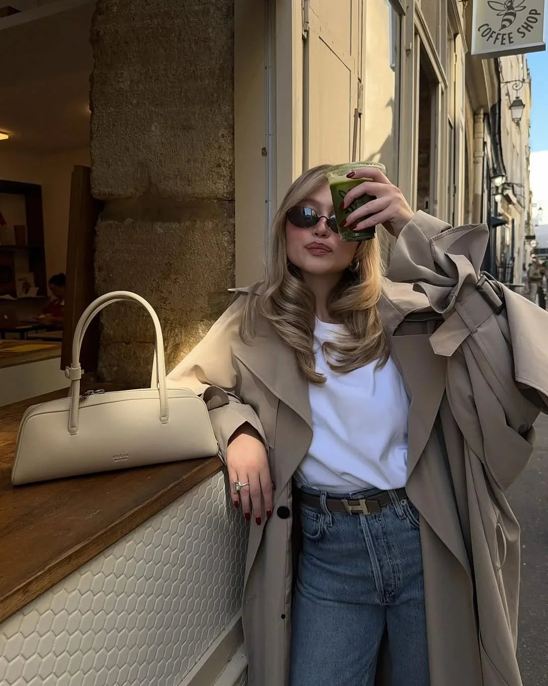 Gabardina larga con cordones para mujer