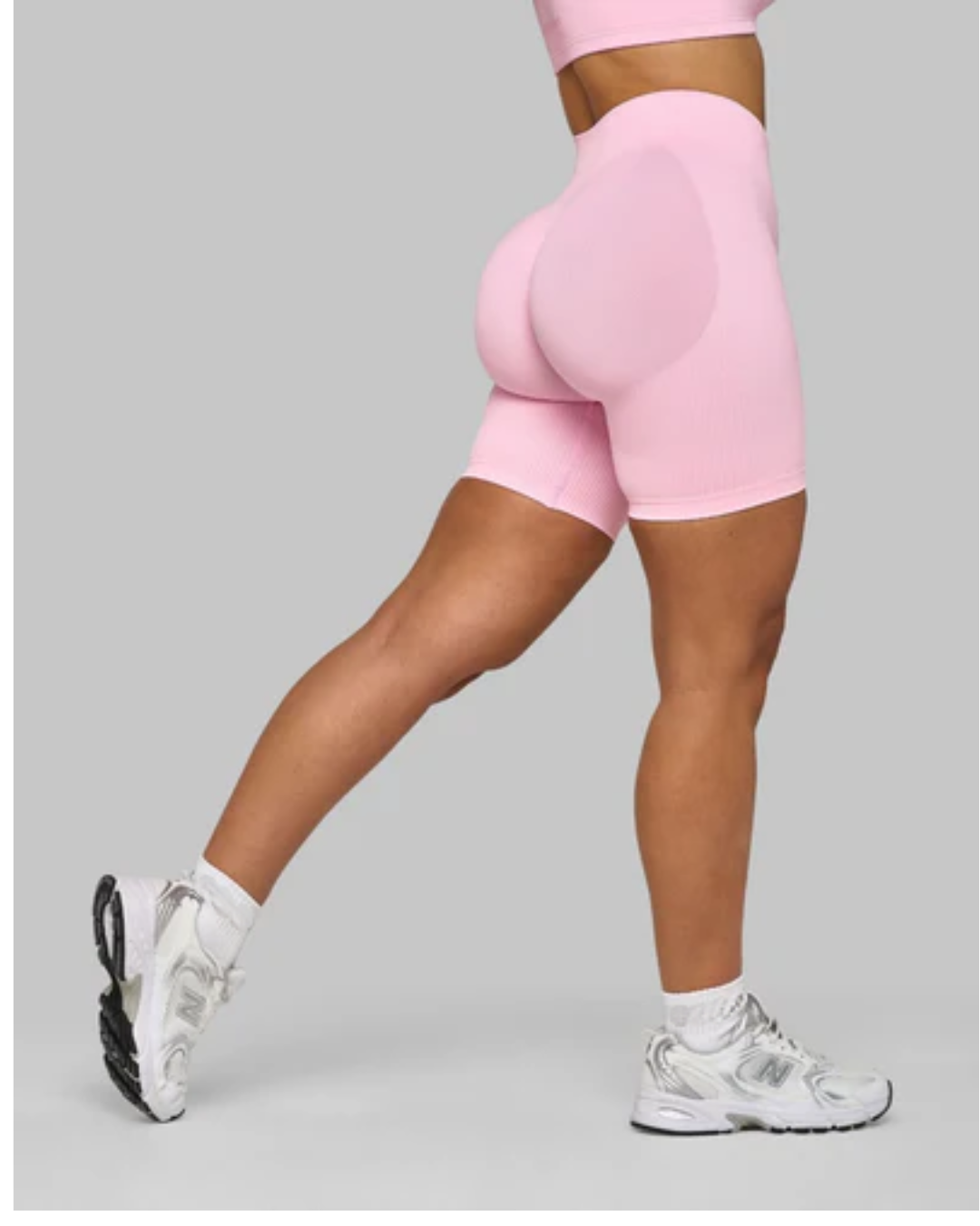 Leggings corto de contorno acanalado Elevate (Ofreta solo hoy 3x2)