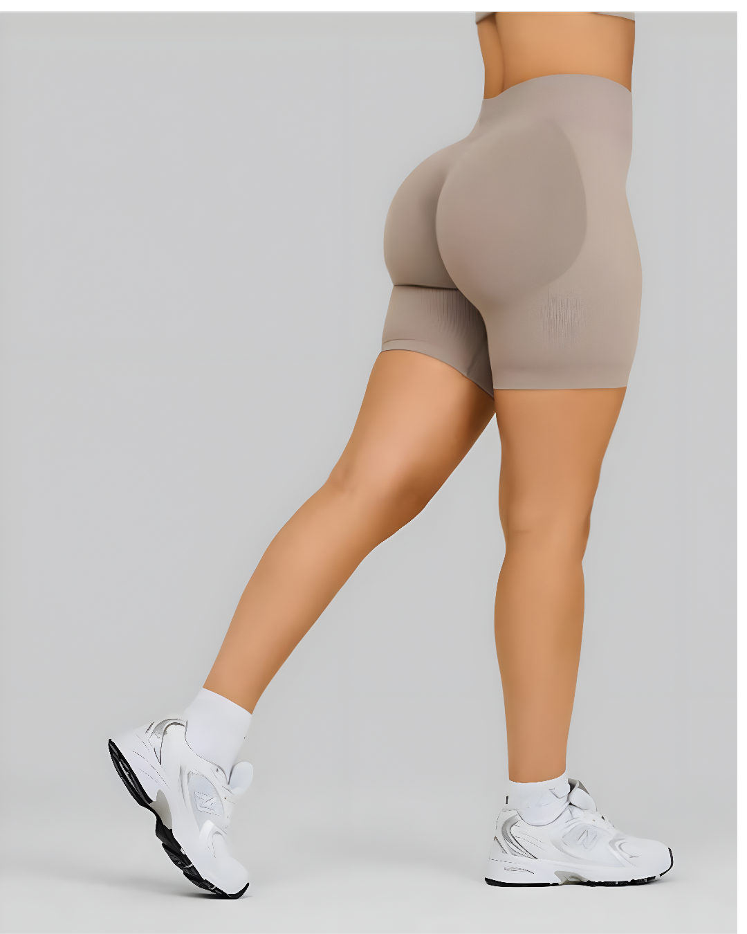 Leggings corto de contorno acanalado Elevate (Ofreta solo hoy 3x2)